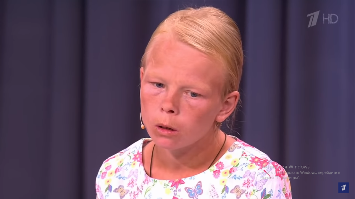 Скриншот YouTube "Первый канал" Мужское / Женское - Артемка. Выпуск от 16.08.2017 
