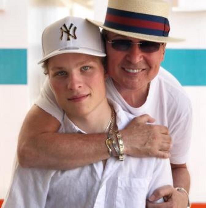 Александр Малинин с сыном Фролом