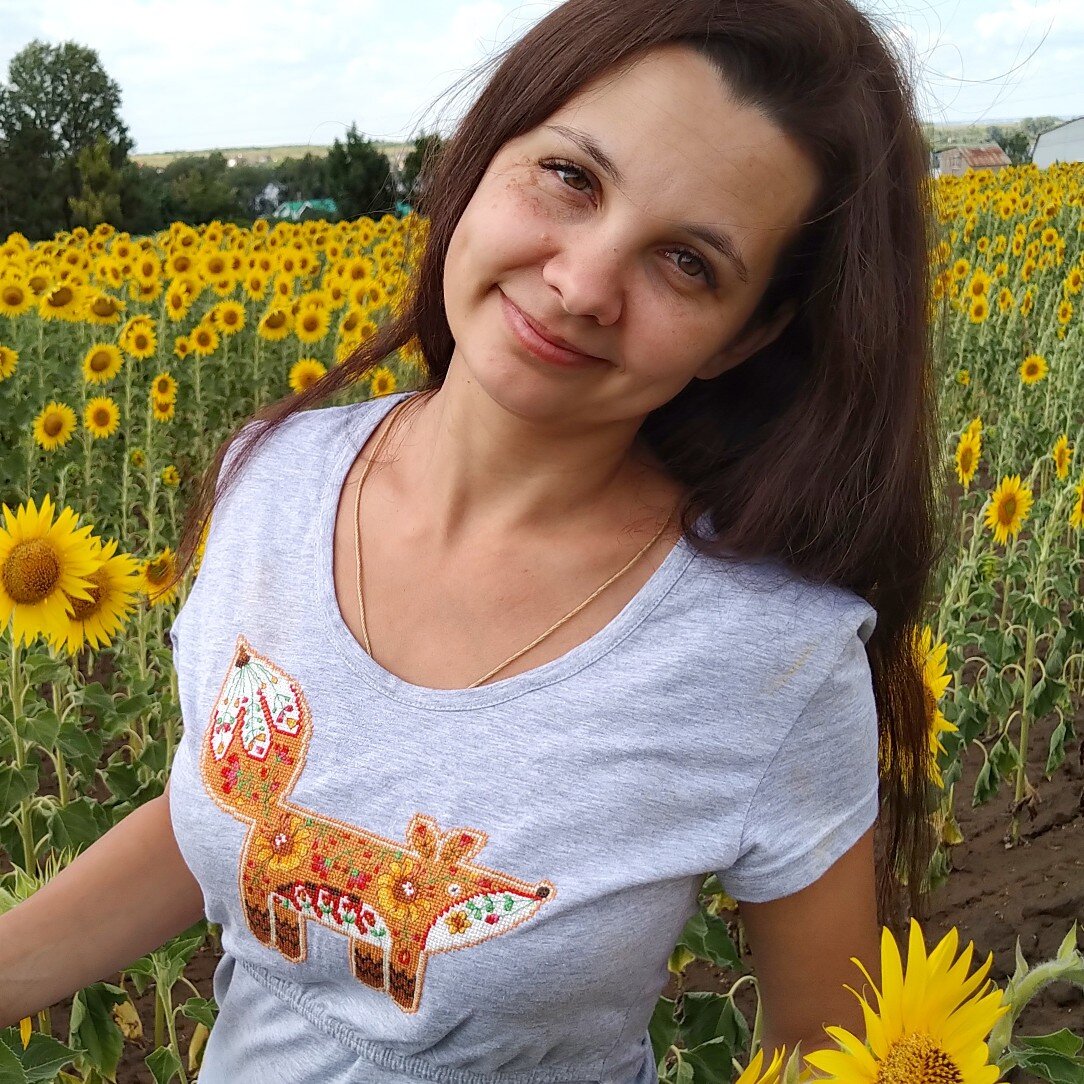 Эту лису на майке я вышивала летом 2019 года