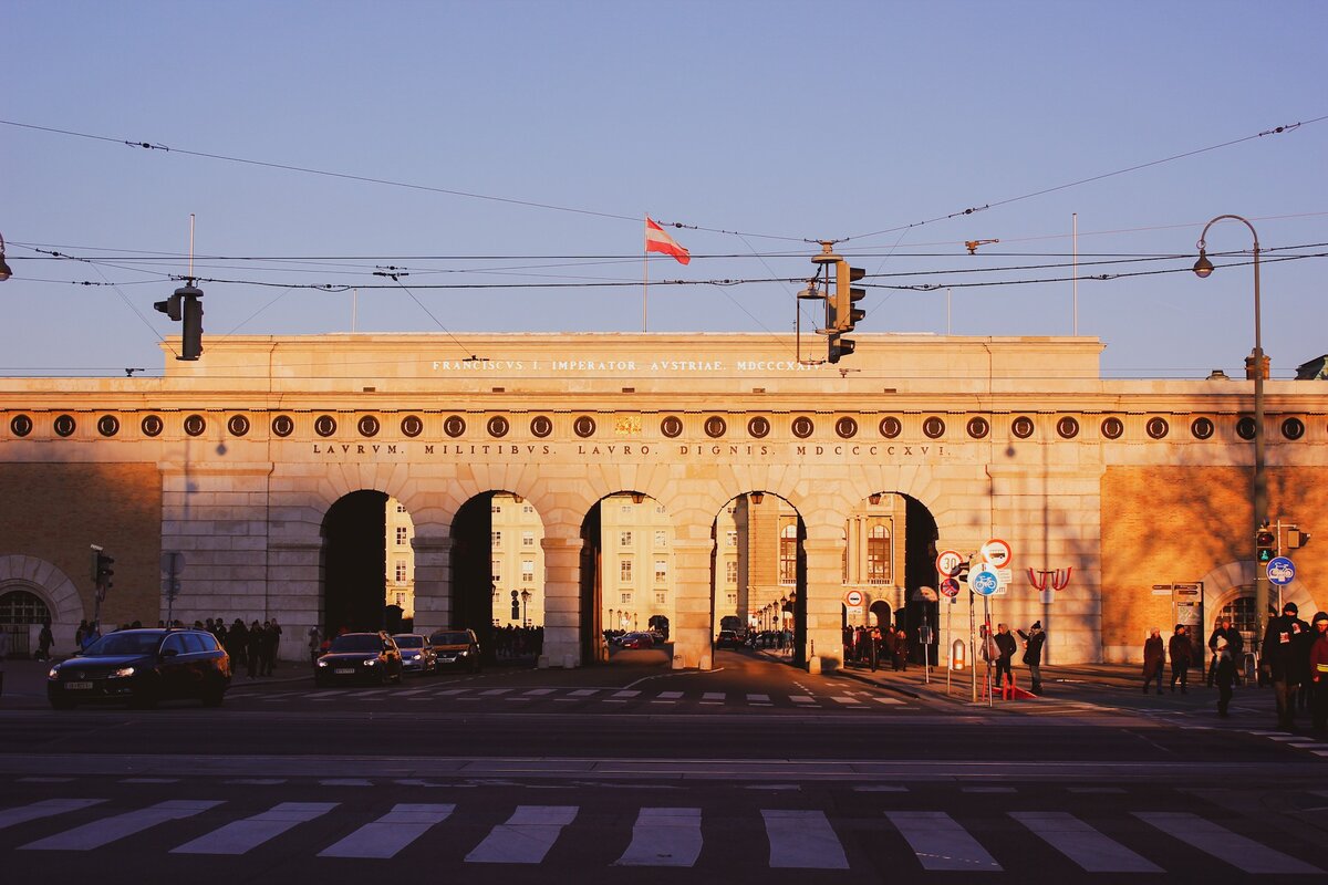 Ворота Бургтор, Вена