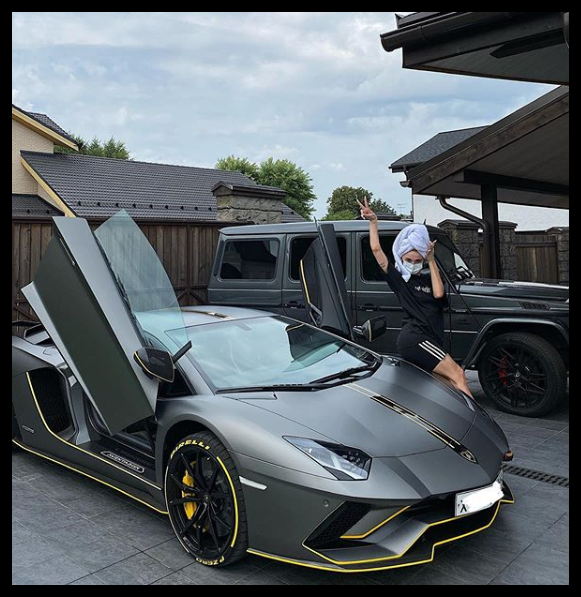 Источник: @_agentgirl_