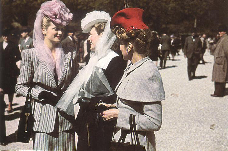 Окупированный Париж (1940-1044). Фото из бесплатного интернет-ресурса.