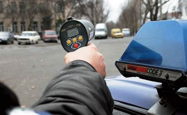 В Государственной Думе оценили идею штрафов за превышение скорости на 1 км/час