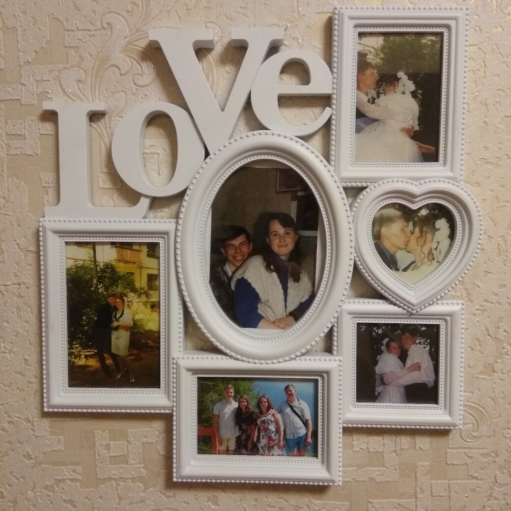 Вот такая подборка фотографий, подаренная мной мужу на 23-ю годовщину нашего знакомства, 24 января 2019 года, висит у нас дома