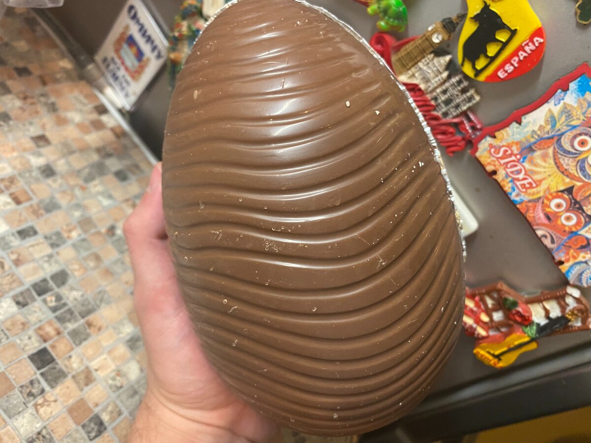 Шоколадное яйцо за 1000