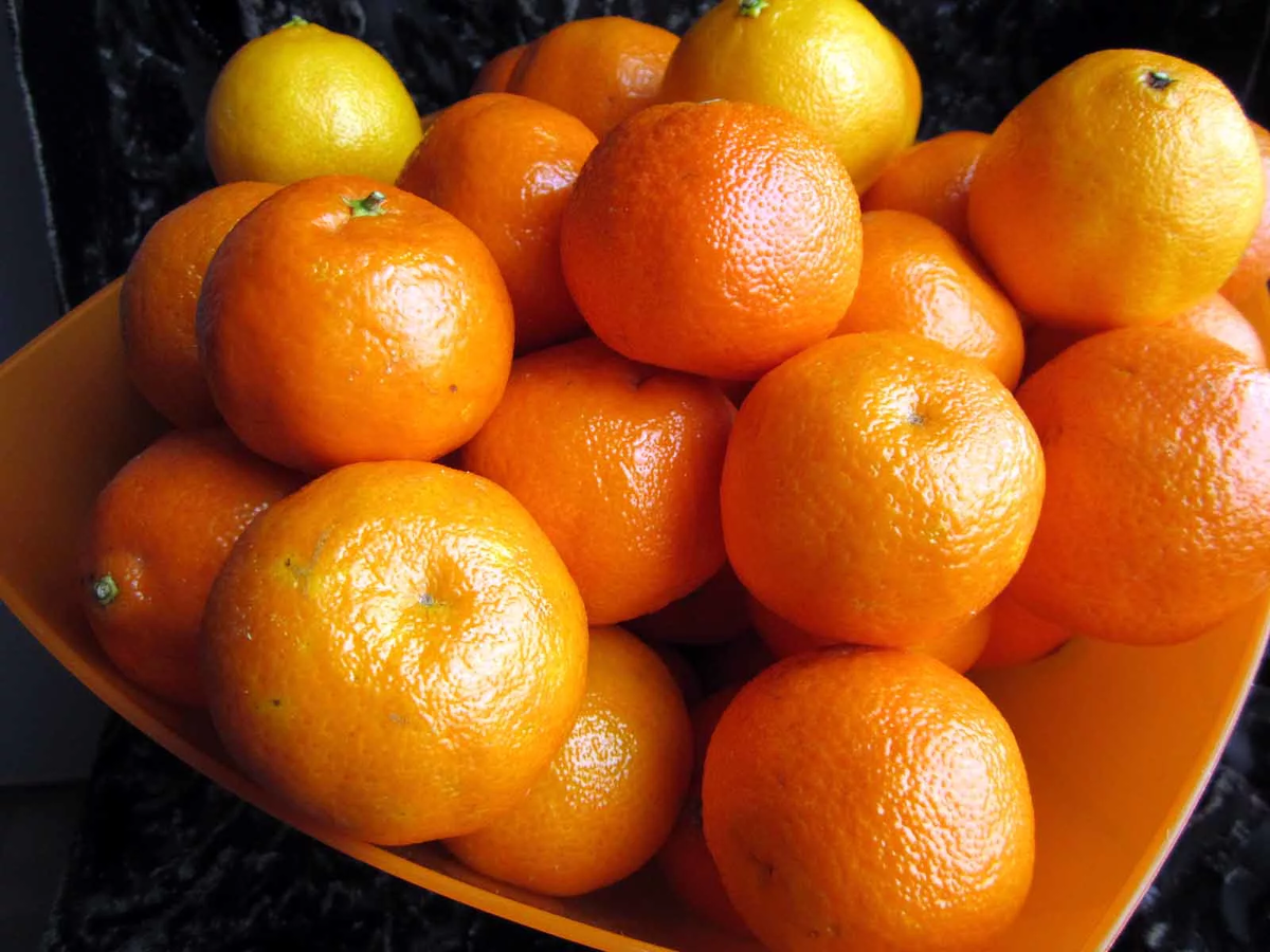 Черри мандаринка. Фрукты, особенно цитрусовые. Чем полезны мандарины. Тарелка "апельсин". Perfect мандарины.
