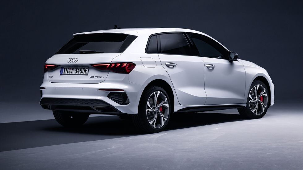 Car& Driver A3 Sportback 45 TFSIe