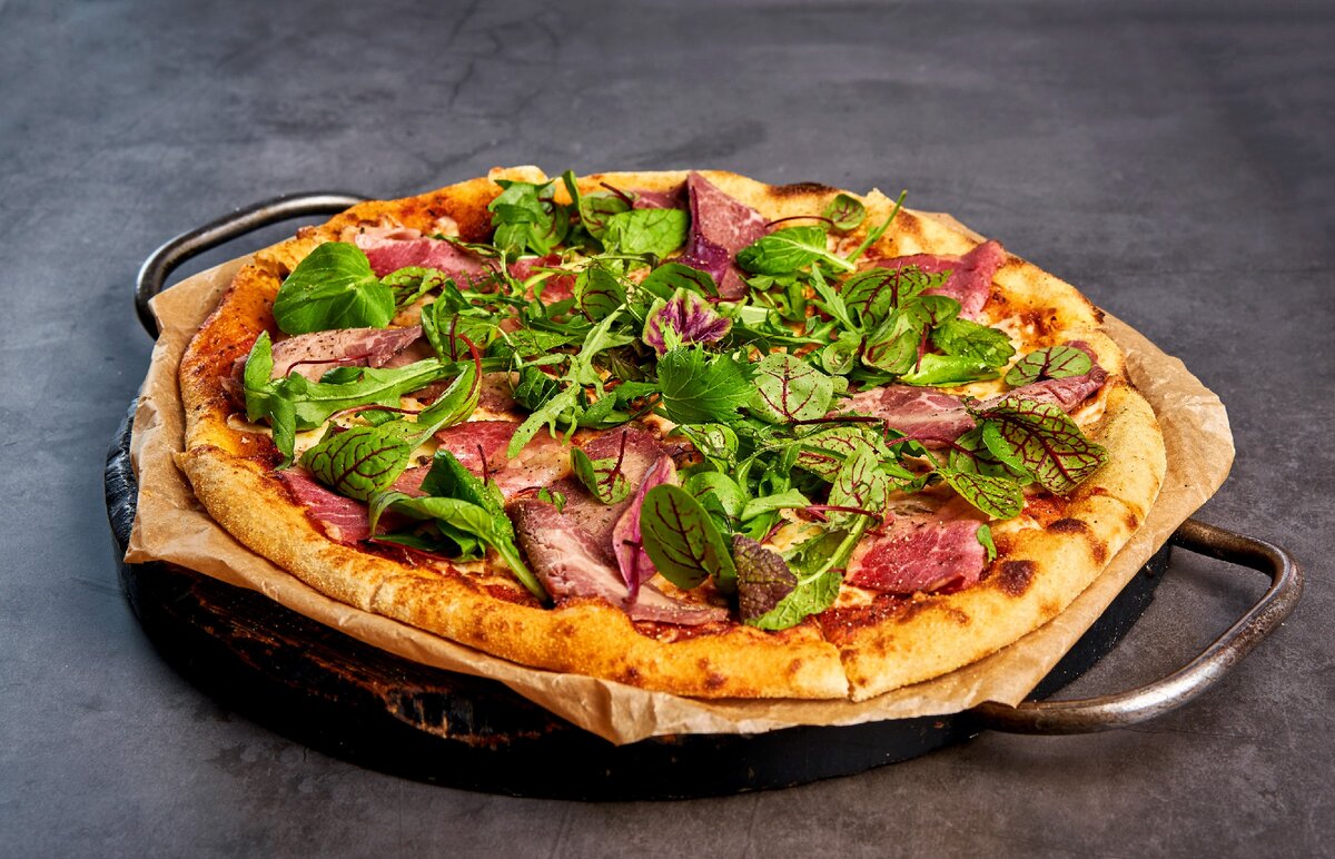 Пицца с брискетом 