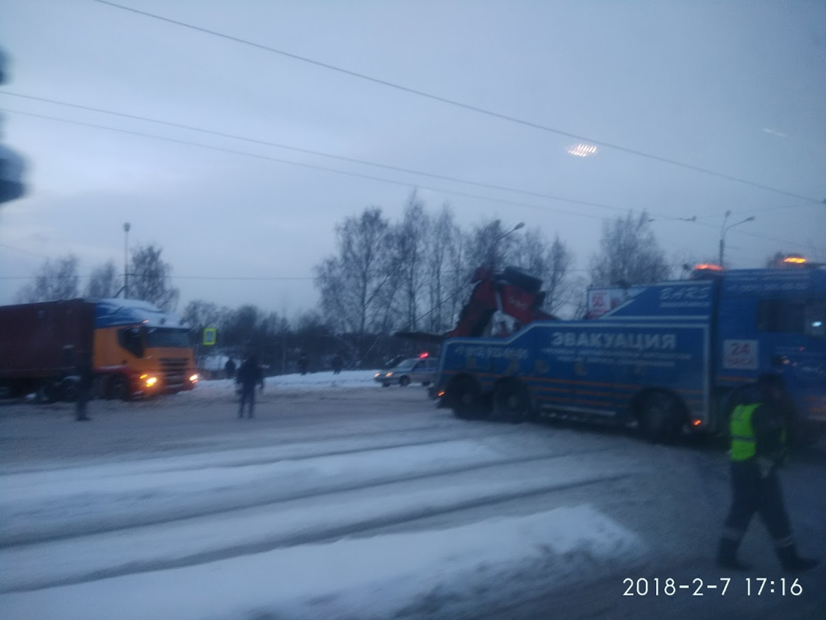 Петербург. Поклонная гора и Поклонногорская улица. Фото автора (листайте галерею)