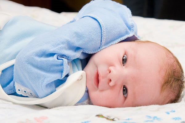 Почему новорожденные дышат чаще
