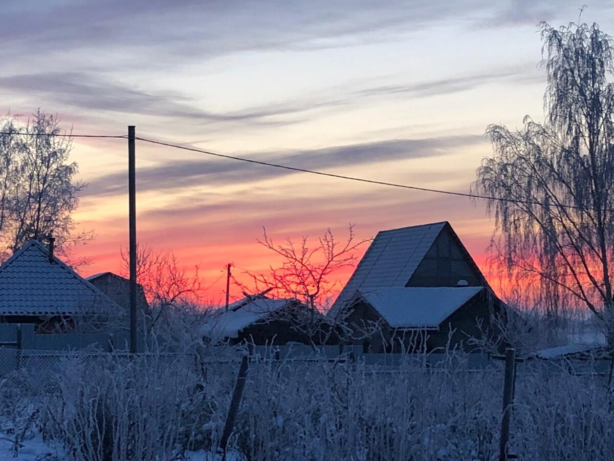 Теплится рассвет