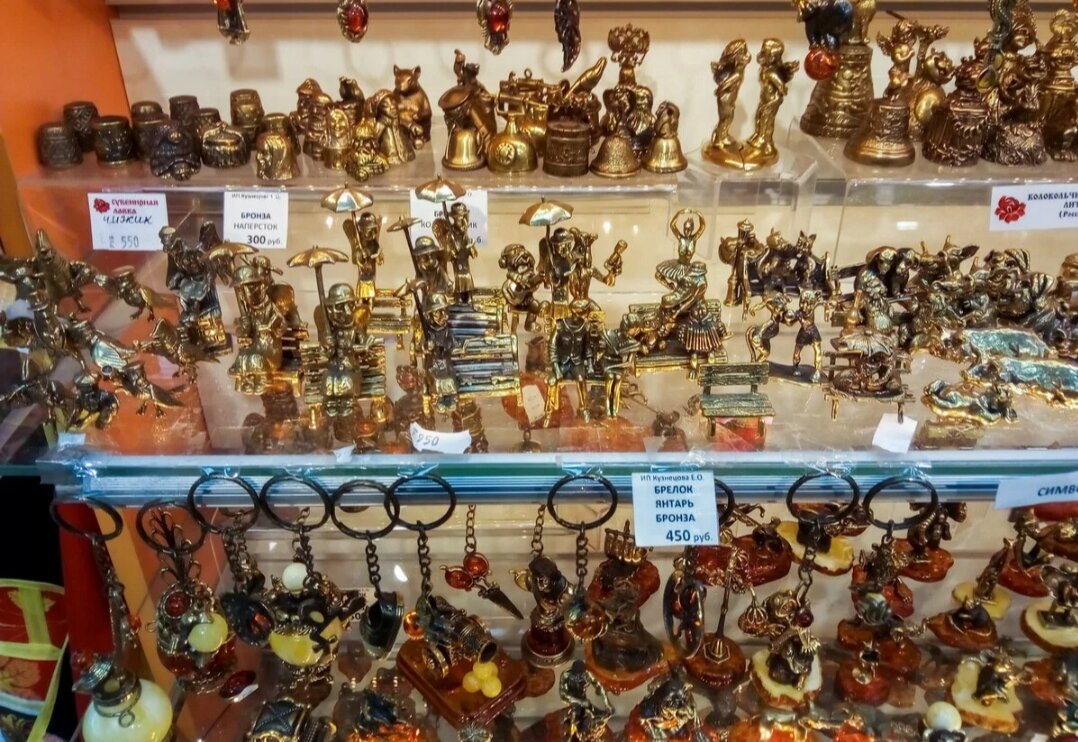 Какие сувениры привезти из санкт петербурга