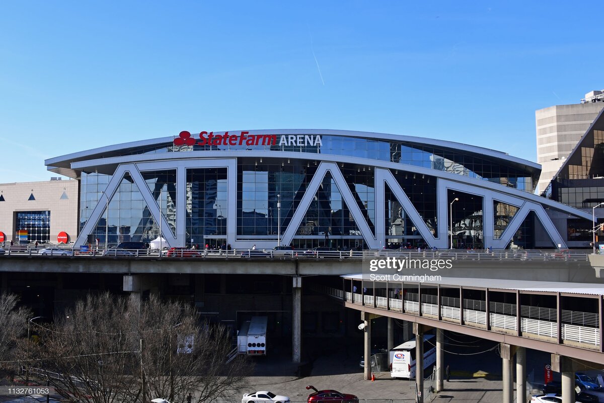 Нынешнее название StateFarm Arena