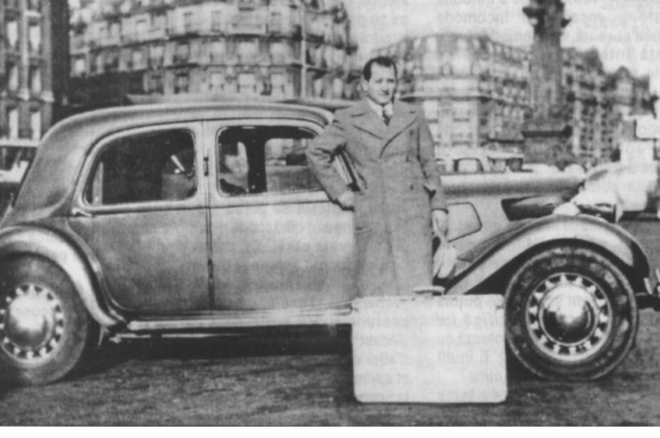Иосиф Гехтер (Михаил Себастьян) в Париже, 1931 год. Источник: livejournal.com