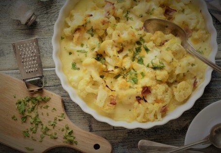 Запеканка из цветной капусты со свежими грибами