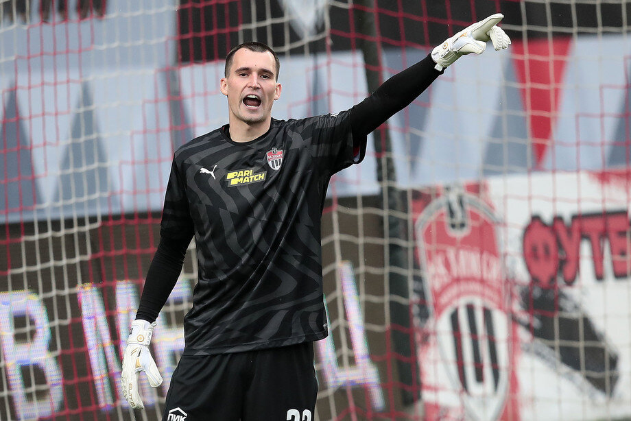 Илья Лантратов