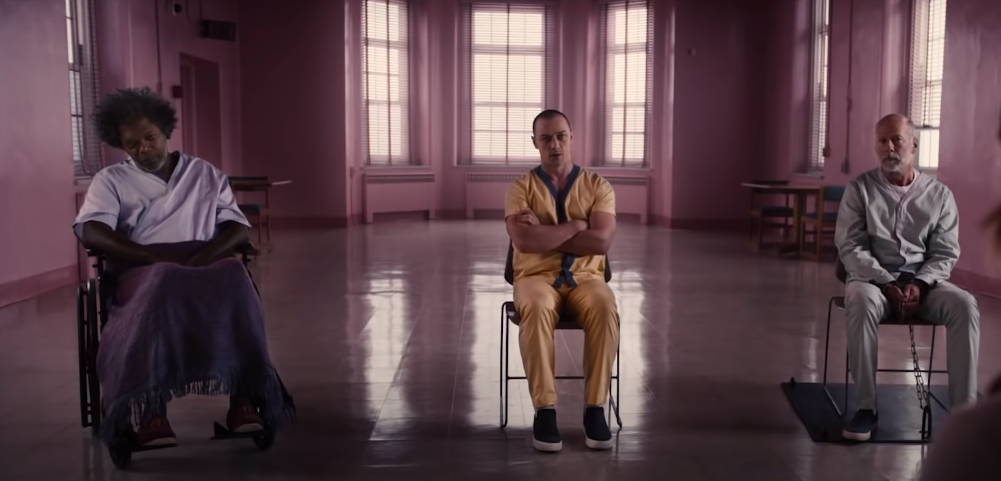 Кадр из фильма "Стекло"