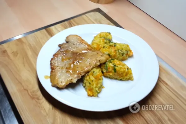 Свинина в чесночном соусе готова