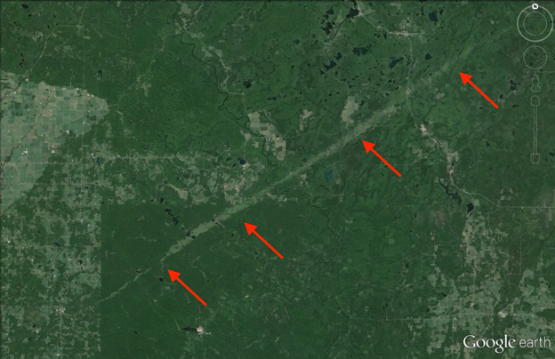 След от торнадо в США