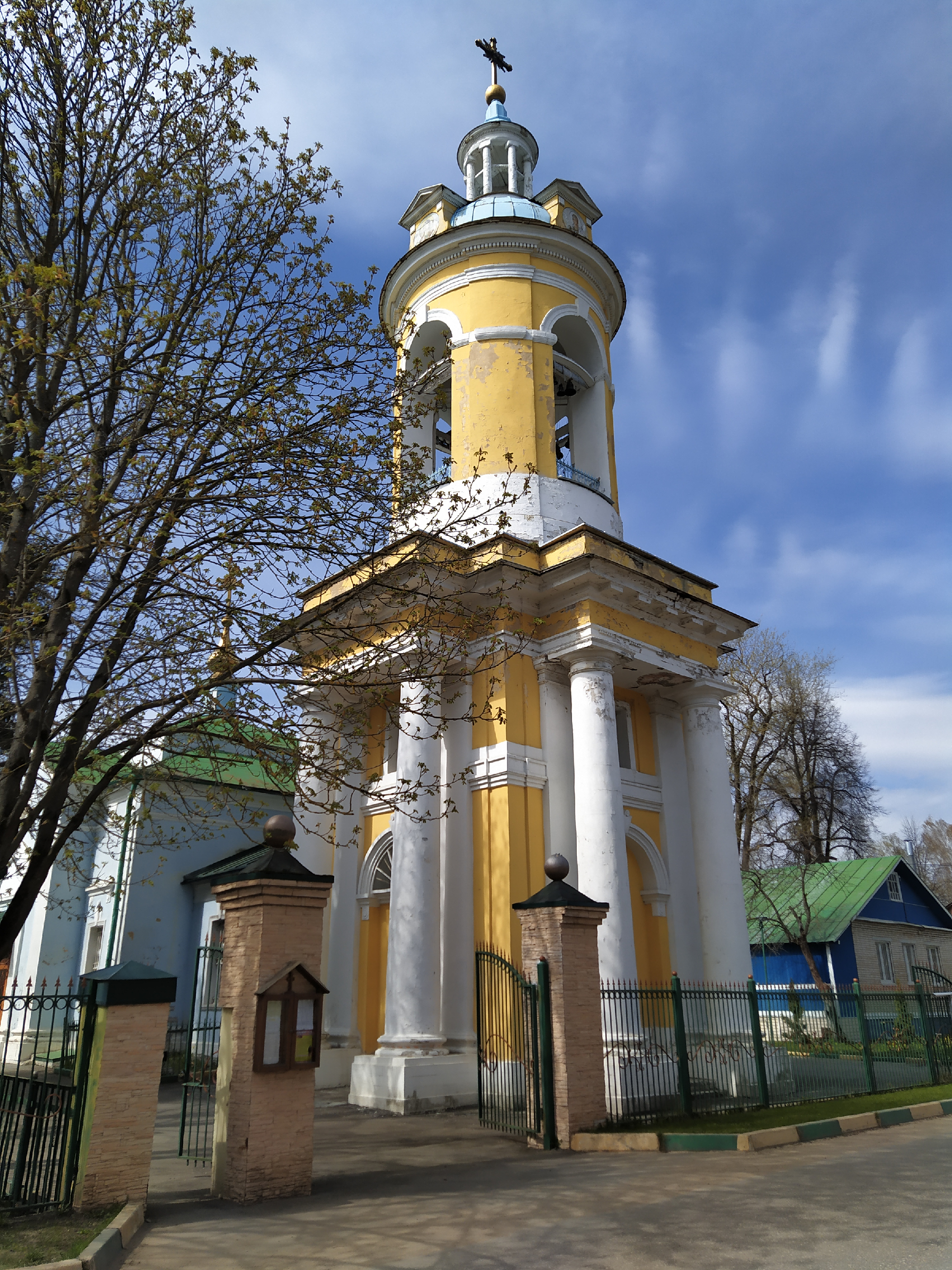 Руины Подмосковной усадьбы Петровское-Алабино.7