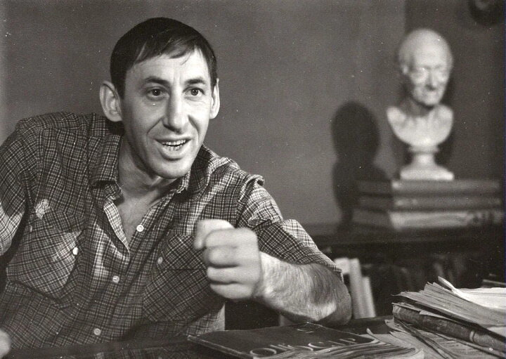 Настоящая фамилия Владимира — Басултайнен. 