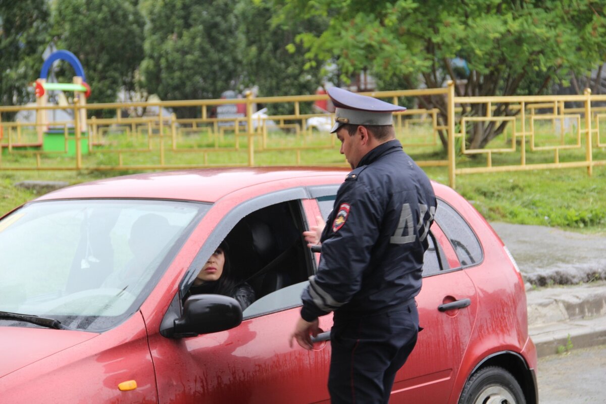 Водитель поставил