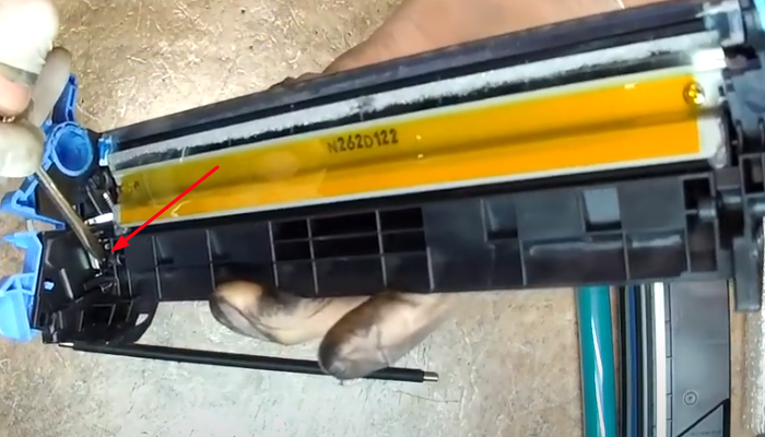 Фото 43. Немного отгибаем стенку