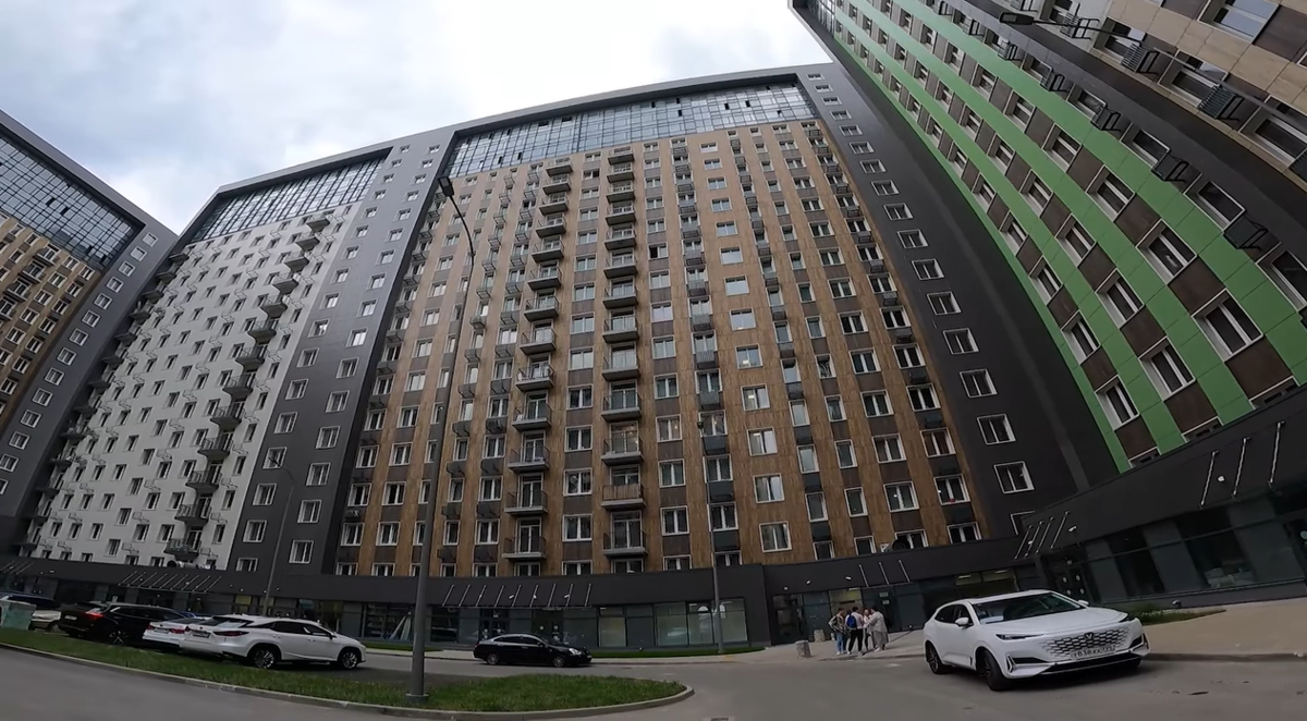 Мы бесплатно помогаем нашим заказчикам с приёмкой квартиры, а также делаем замеры будущего ремонта