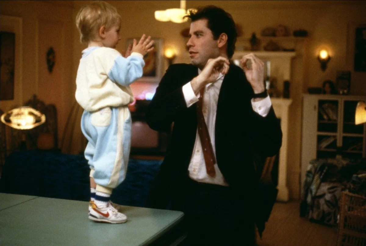 Кадр из фильма "Уж кто бы говорил" (1989)