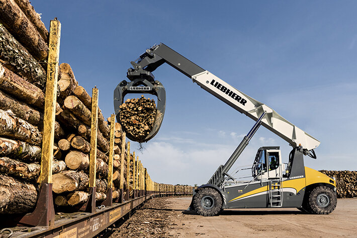 Лесовозный ричстакер Liebherr LRS Log Handler
 