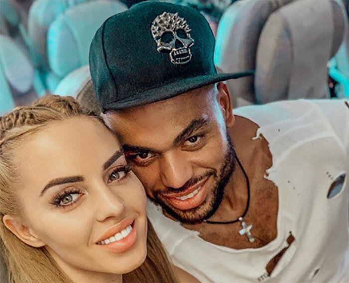 Юлия Ефременкова и Мондезир Свет-Амур летят в Москву