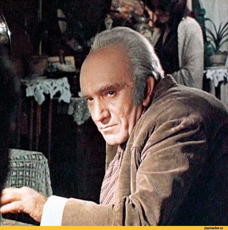 Говорил я ему, говорил : кабаки да бабы доведут до цугундера!