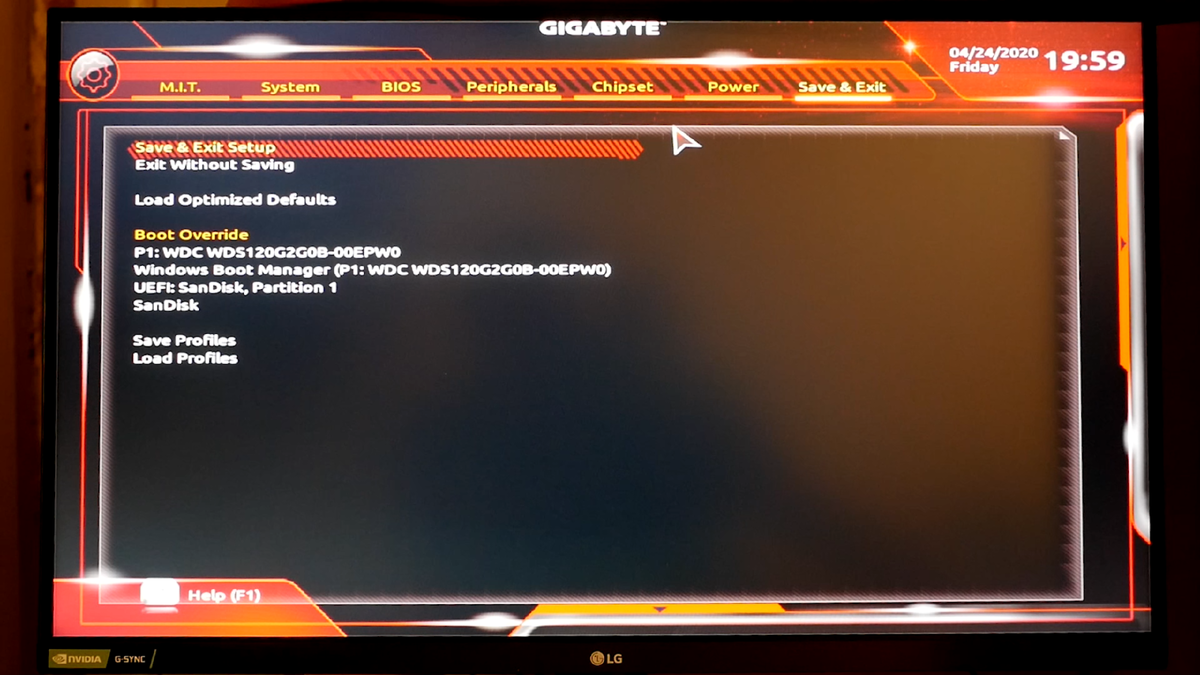 Как прошить биос gigabyte. Биос Gigabyte. BIOS Gigabyte b450. BIOS f4 Gigabyte. Обновление биос Gigabyte
