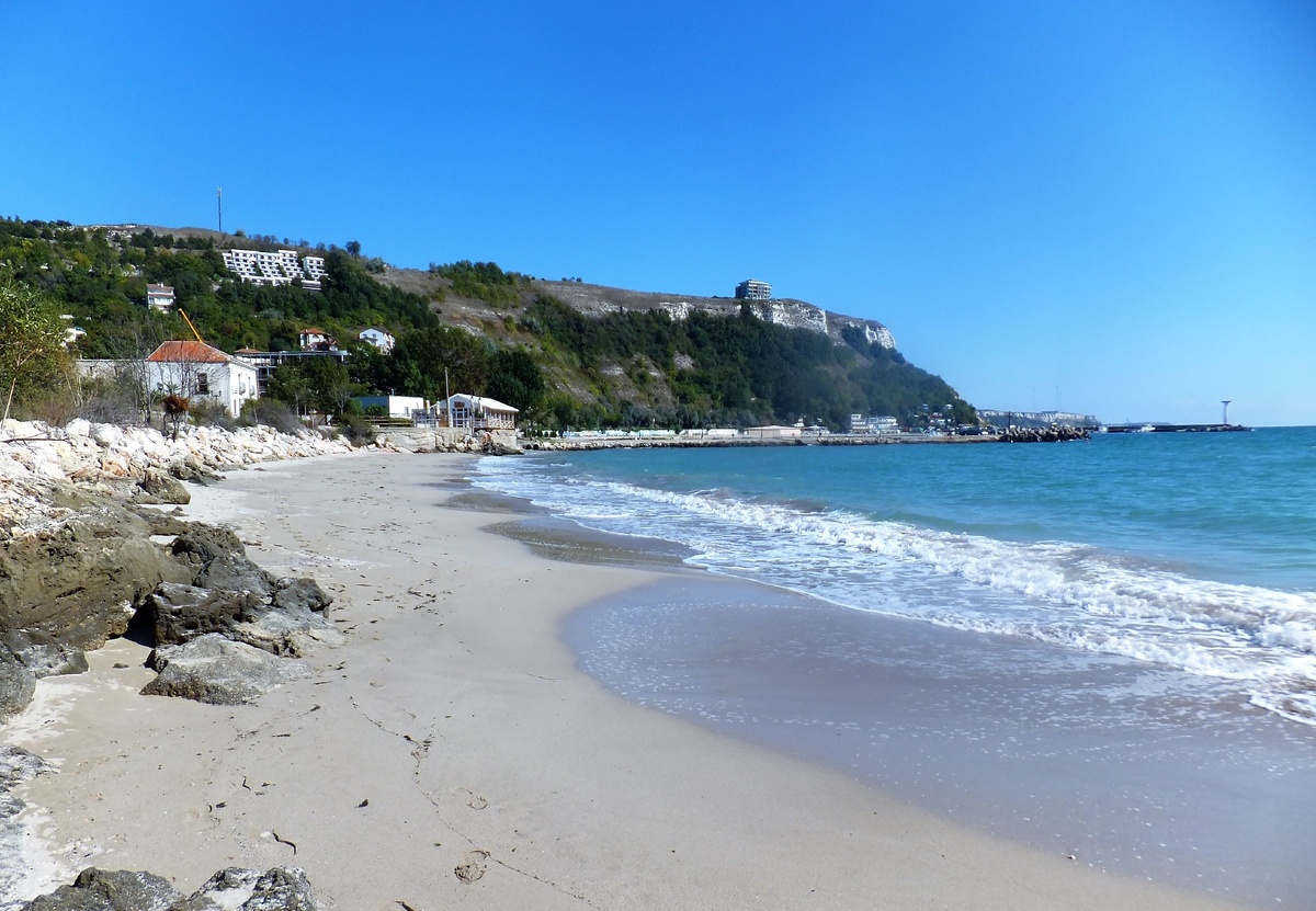 берег моря г.Каварна