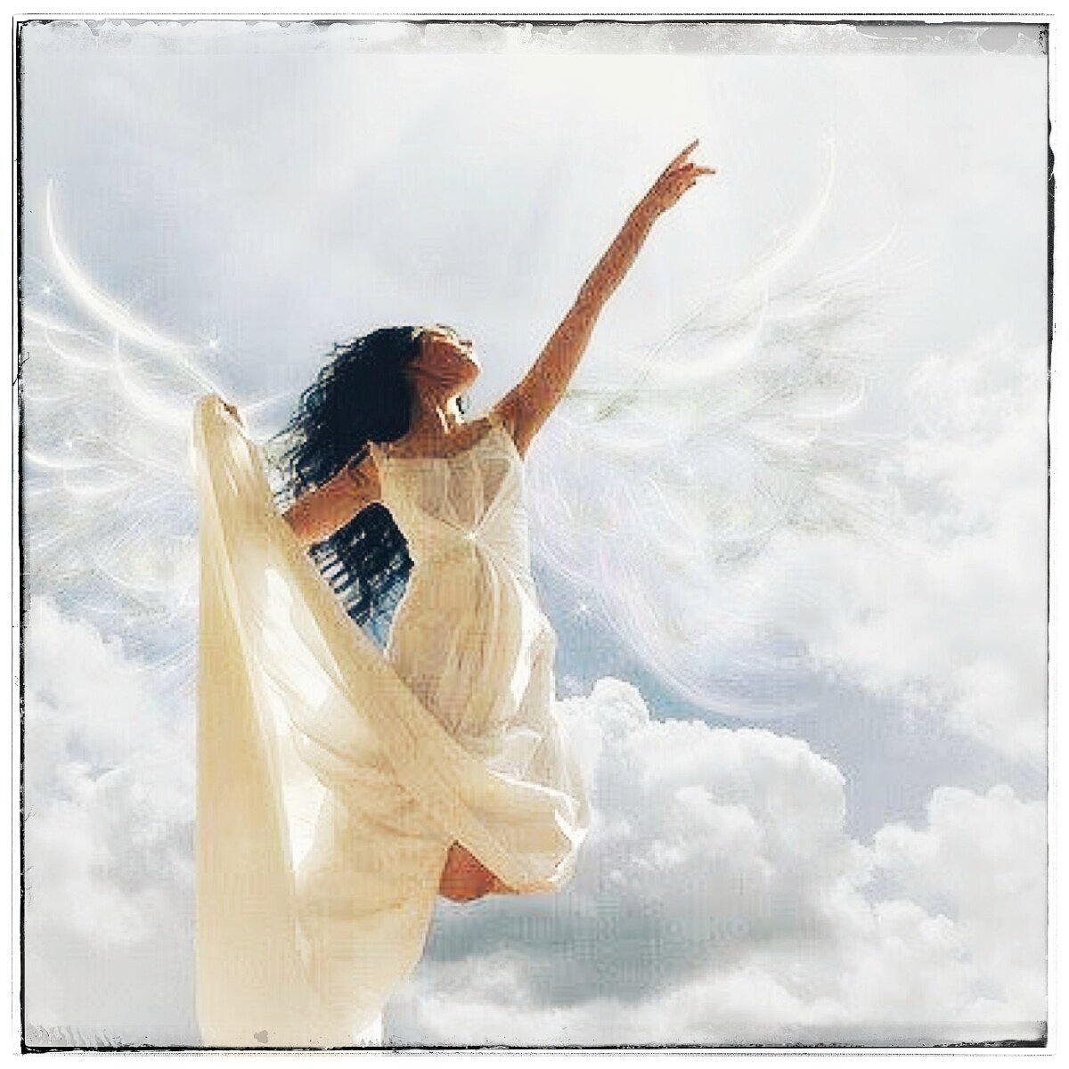 Свобода своих мыслей и души -это и есть счастье)))