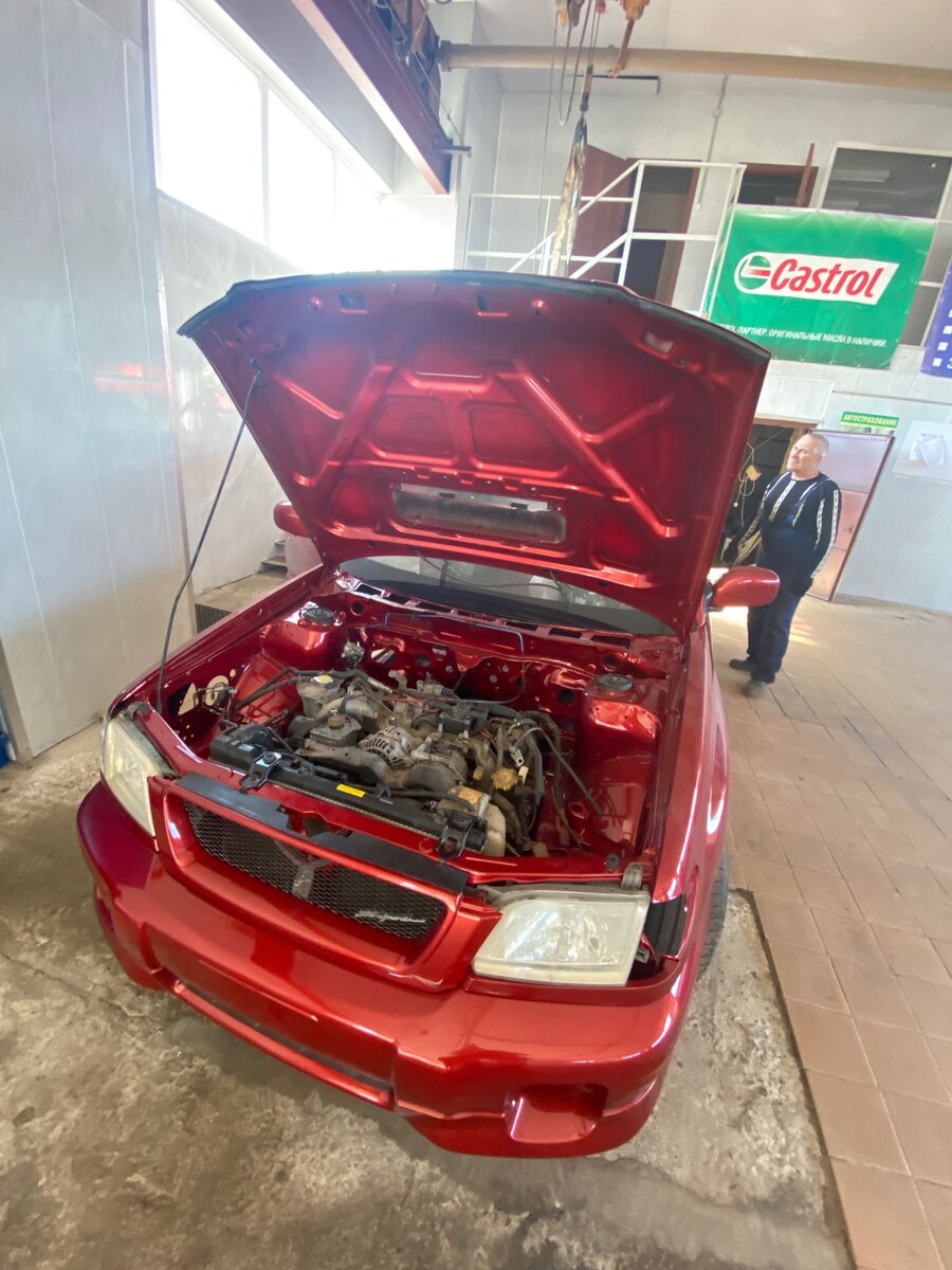 Subaru Forester 2000 год