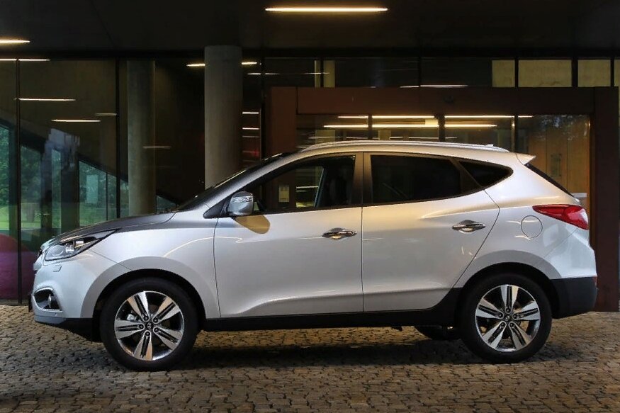 https://carsdo.ru/hyundai/ix35/photo/
