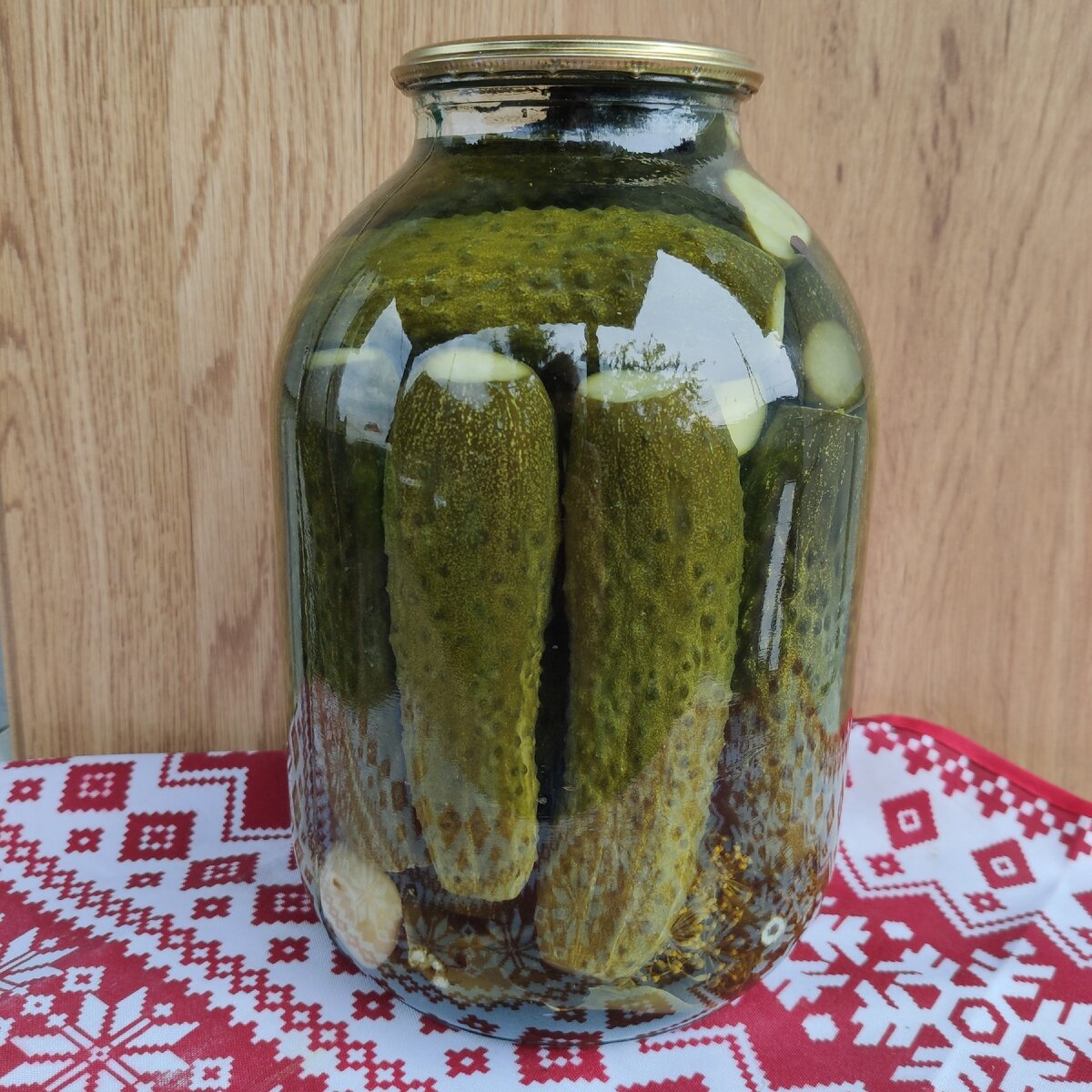 Маринованные огурчики хороши