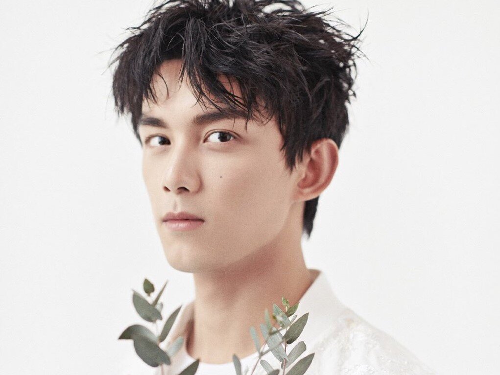 30 место - У Лэй, 20 лет ( сериал "Расколотая битвой синева небес")