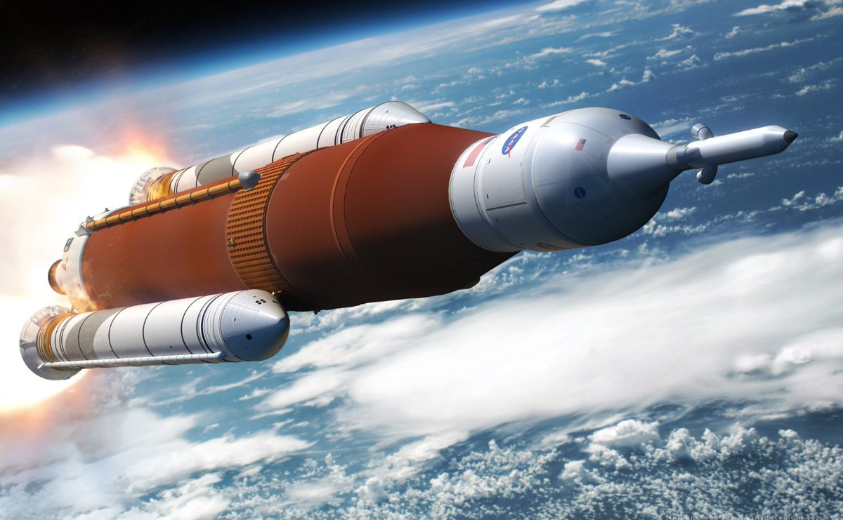 Двигатель полетел. Ракетоноситель SLS. SLS Orion. Ракета СЛС космический корабль Орион. Ядерные технологии в космосе.