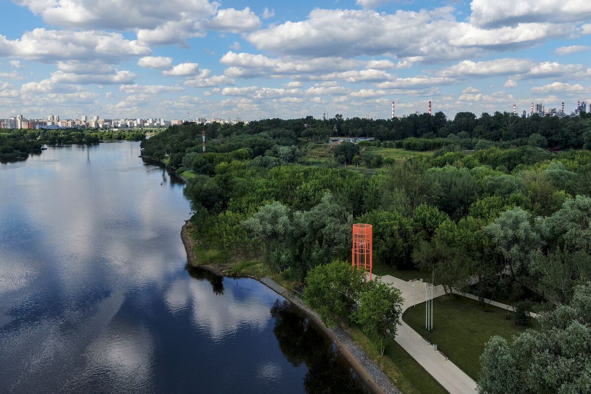 Парк в районе Капотня в Москве