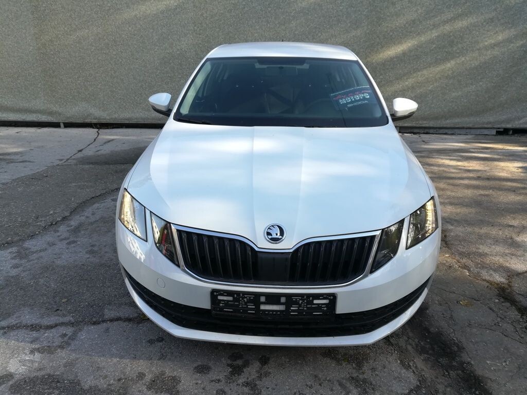 Skoda octavia 1.4 mt