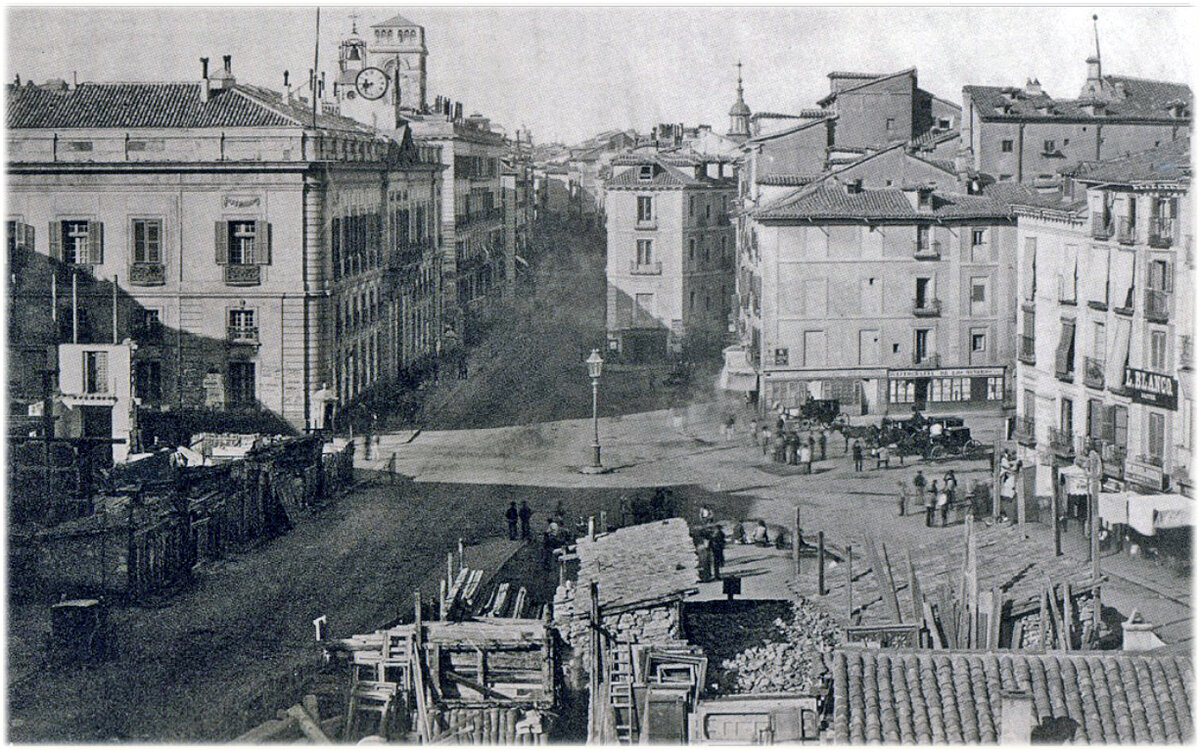 Площадь Puerta del Sol в Мадриде. | История Мадрида и Испании. | Дзен