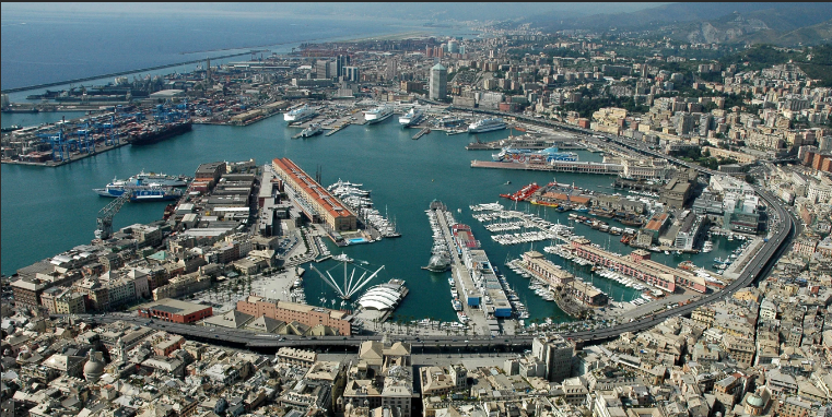 Порт Генуи (фото с сайта  zastavki.com)