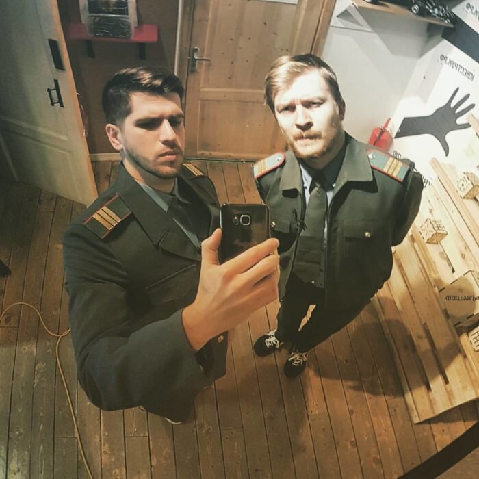 Данила Поперечный и Руслан Усачев. Фото со съёмок. 