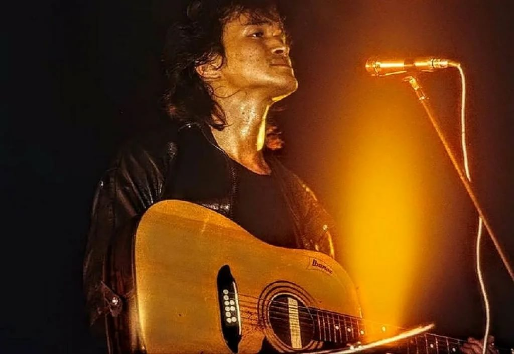 Я один, но это не значит, что я одинок.