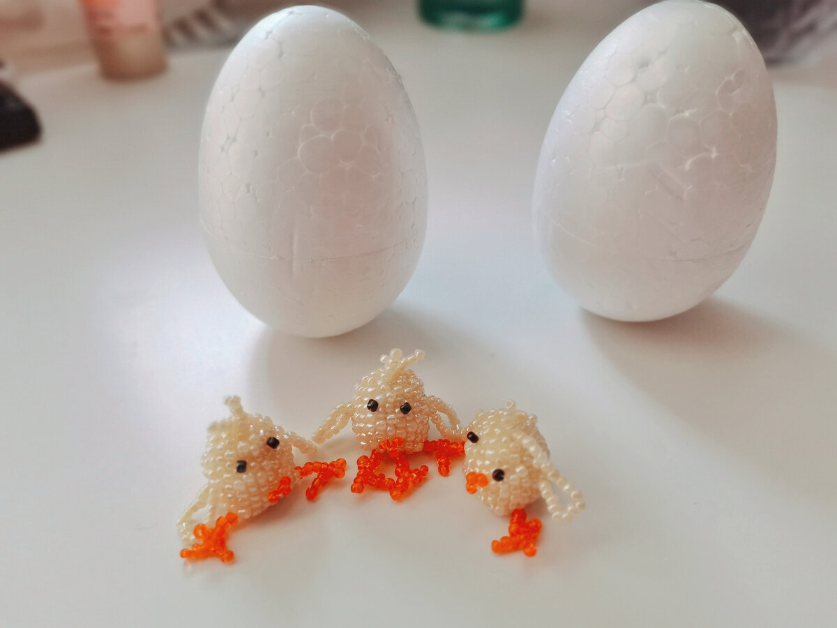 Технология оплетения яиц бисером