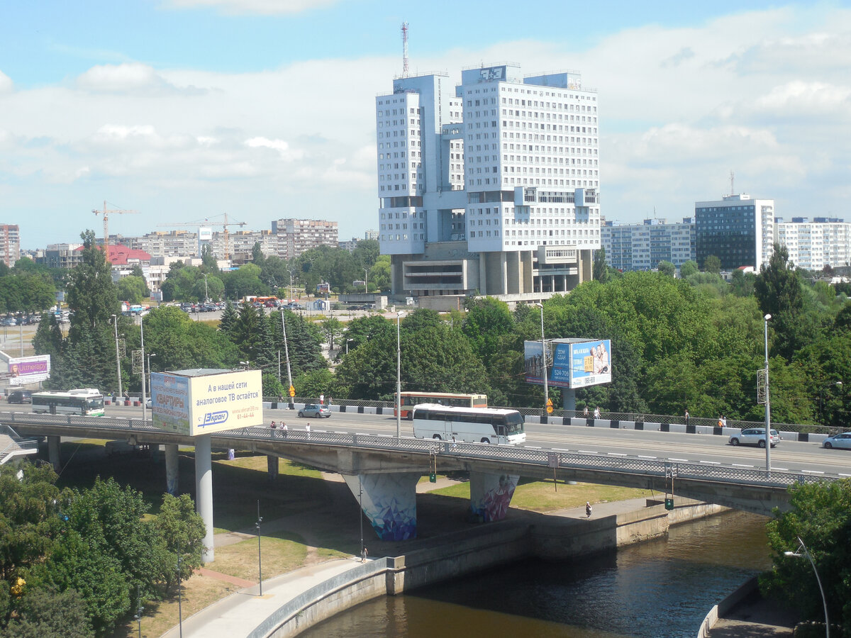 Для многих это здание – один из главных символов не только города, но и всей области, важная часть калининградской истории
