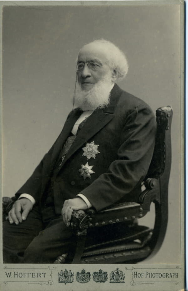 Портрет П. П. Семенова — Тян-Шанского (из архива Русского географического общества). https://www. rgo. ru