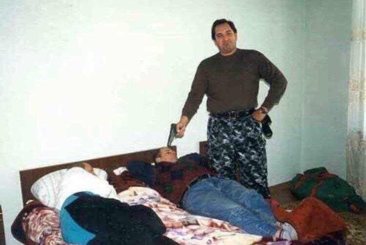 Нынешний глава Роскосмоса Дмитрий Рогозин в мае-июне 1992 года принимал участие в вооруженном конфликте в Приднестровье в качестве бойца добровольческого отряда.